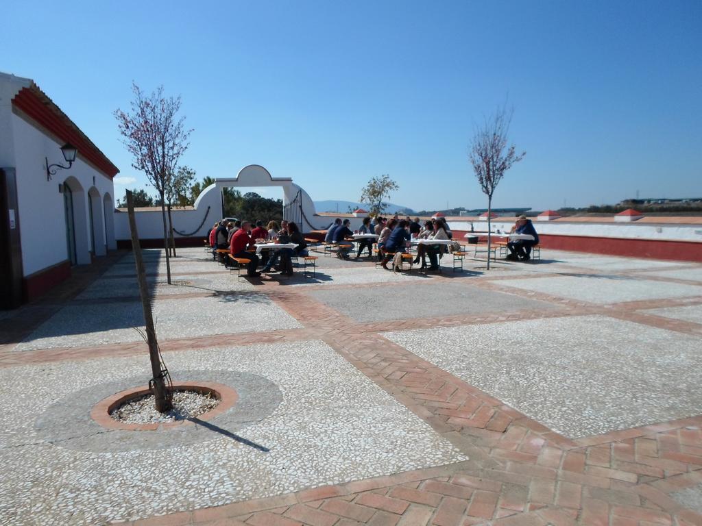 Отель Complejo Pueblo Blanco Ольвера Экстерьер фото