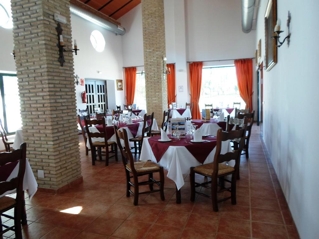 Отель Complejo Pueblo Blanco Ольвера Экстерьер фото