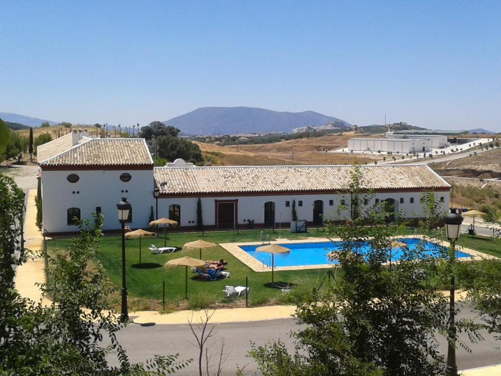 Отель Complejo Pueblo Blanco Ольвера Экстерьер фото